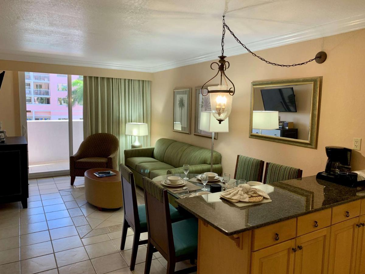 Palm Beach Shores Resort And Vacation Villas Exteriör bild