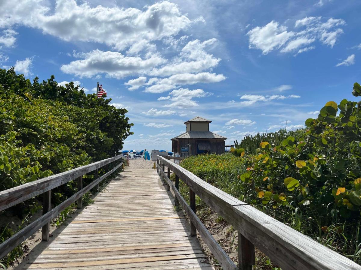 Palm Beach Shores Resort And Vacation Villas Exteriör bild